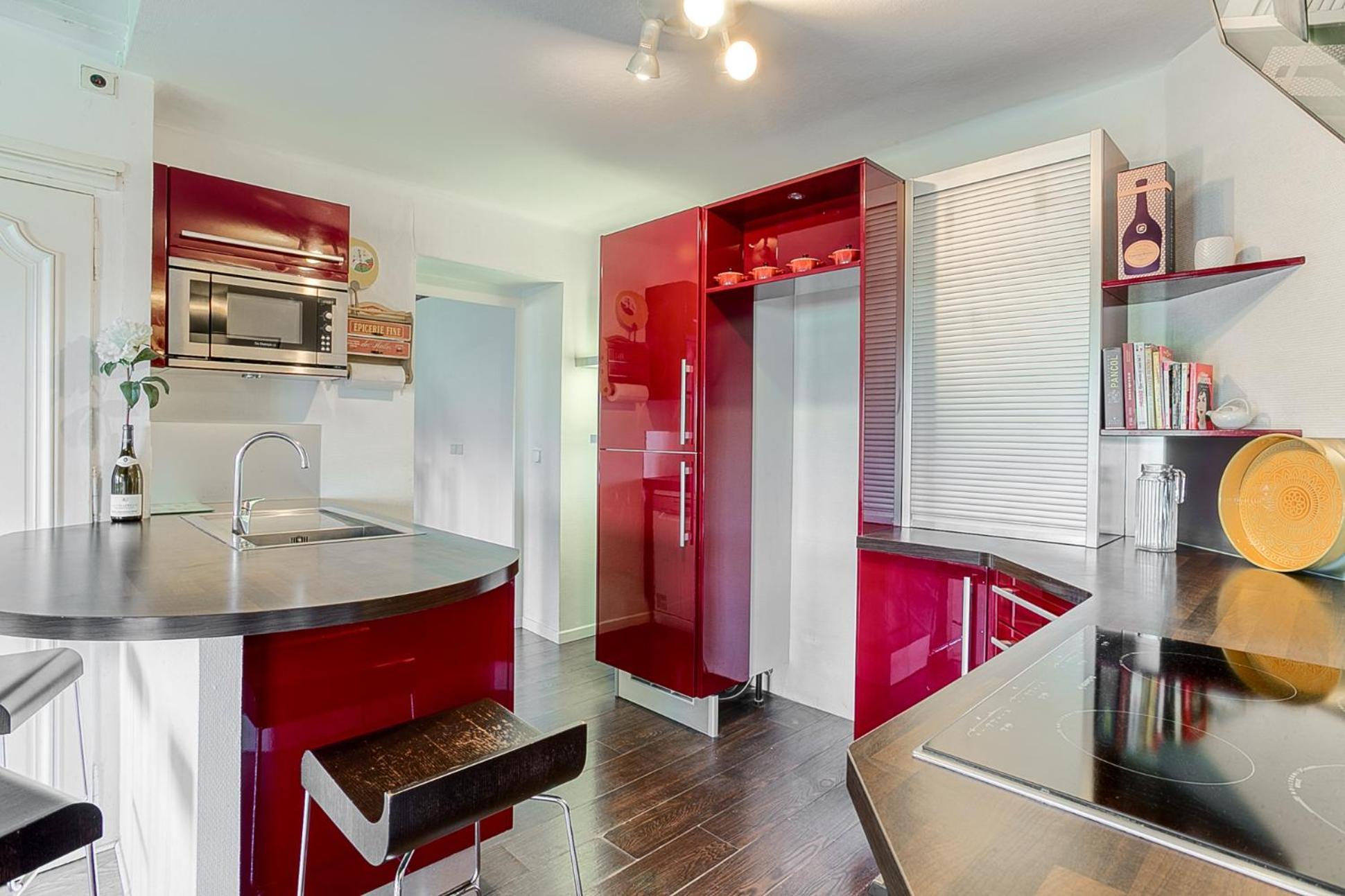 Sejourner Au Chateau De La Roue Grand Appartement Lissieu Екстериор снимка