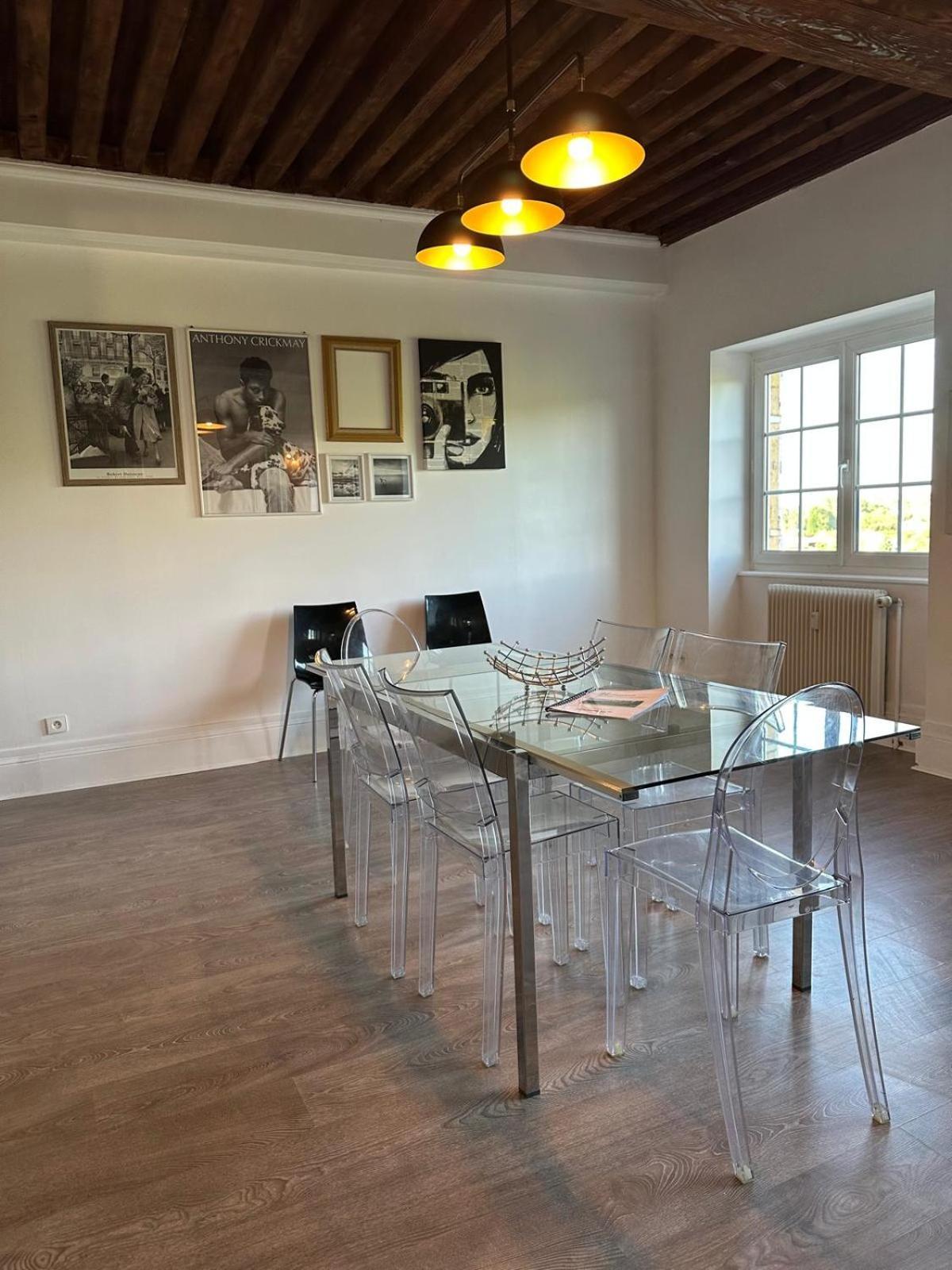 Sejourner Au Chateau De La Roue Grand Appartement Lissieu Екстериор снимка